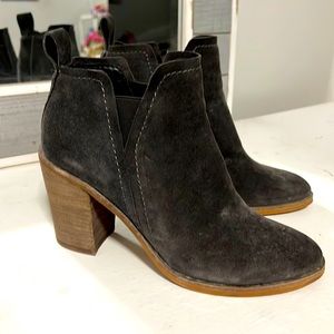Dolce Vita Ankle boot size 7.5